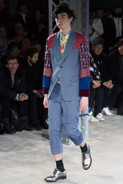 Look 24